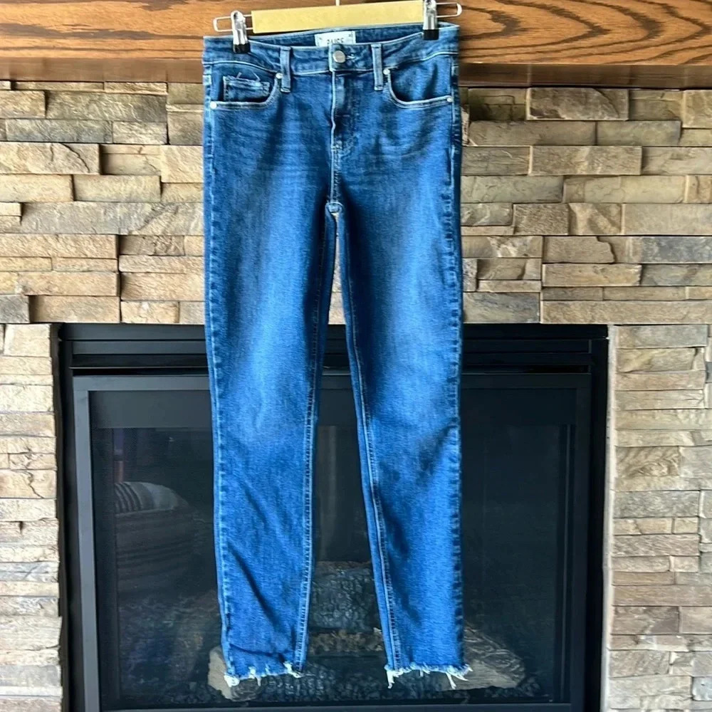 Paige Verdugo Ankle Denim Blue Jeans Frayed Hem Size 27